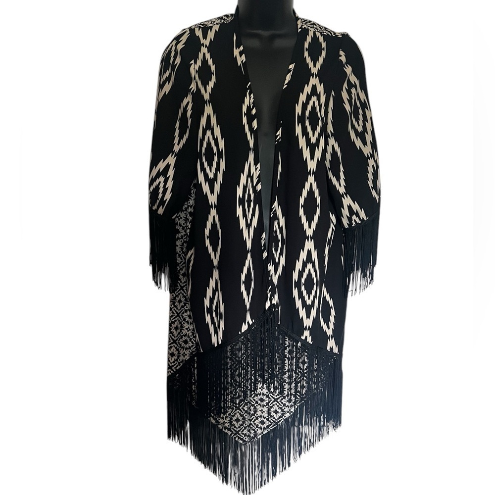 Black White Aztec Fringed Coverup Blazer
Cardigan Duster Small
